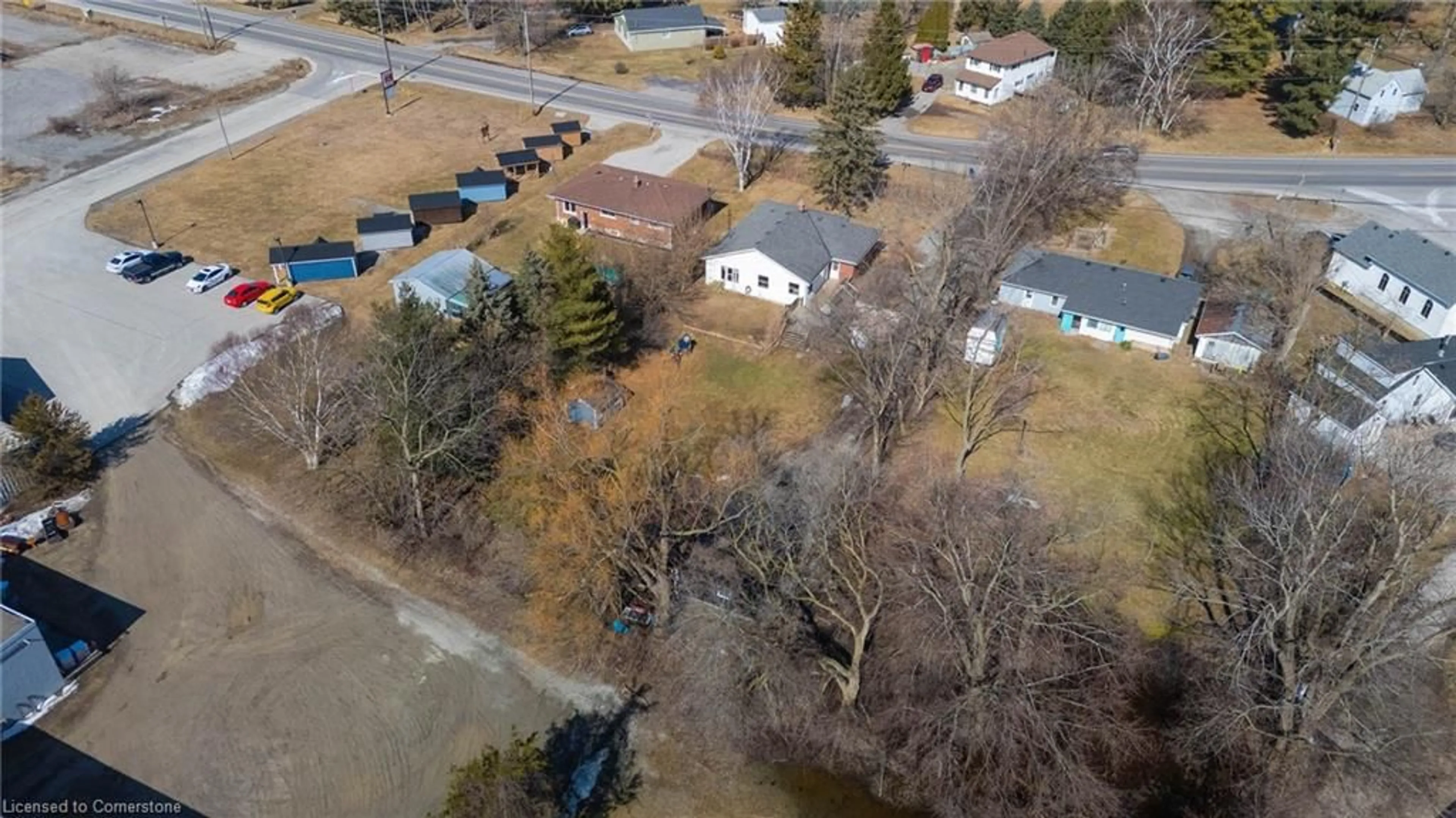 A pic from outside/outdoor area/front of a property/back of a property/a pic from drone, street for 1170 Broad St, Haldimand Ontario N1A 3C4