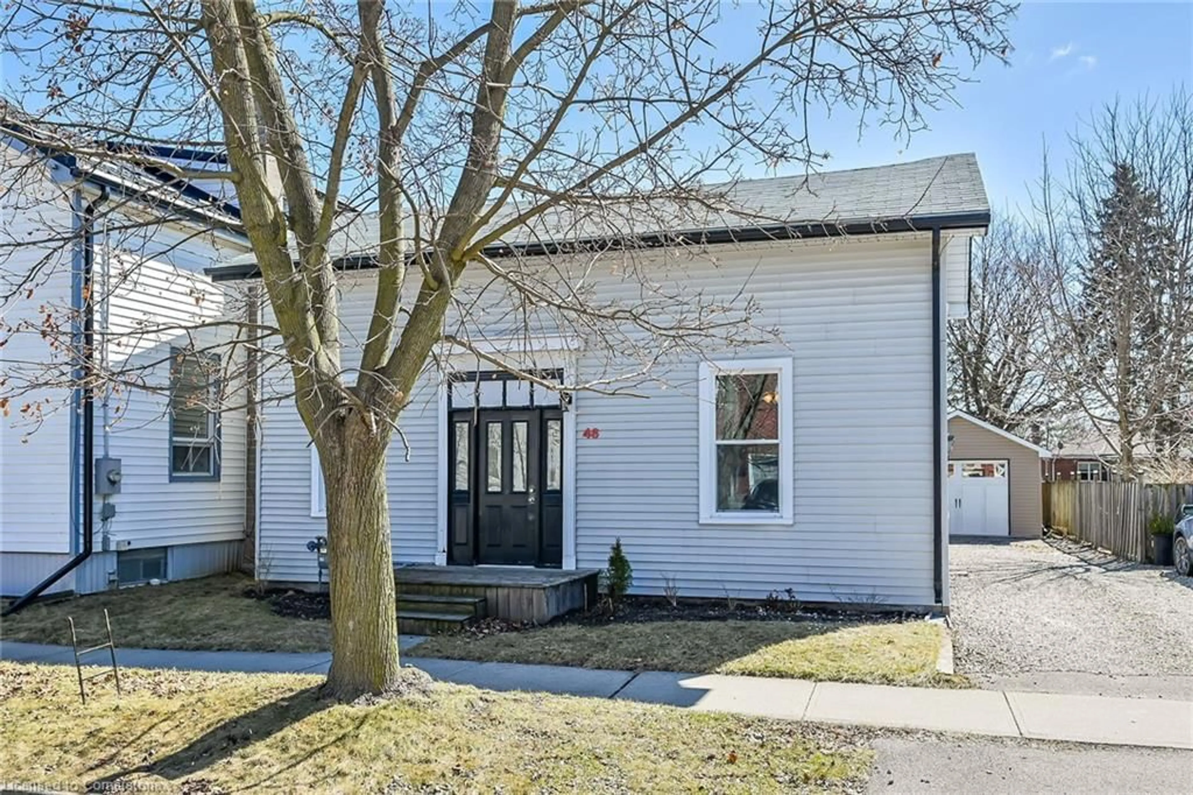 Unknown for 46 Walnut St, Brantford Ontario N3T 1H2