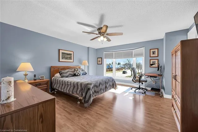 Additional property image - 2 Sparrow Crt