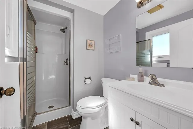 Additional property image - 2 Sparrow Crt