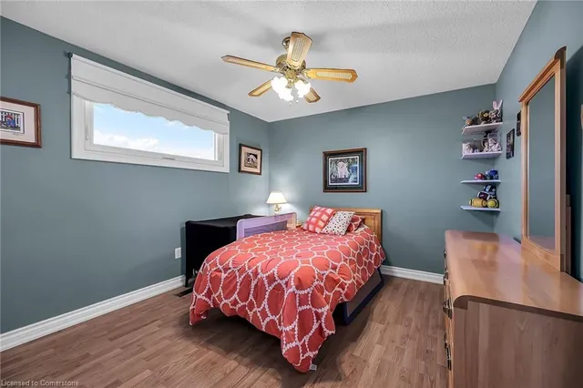 Additional property image - 2 Sparrow Crt