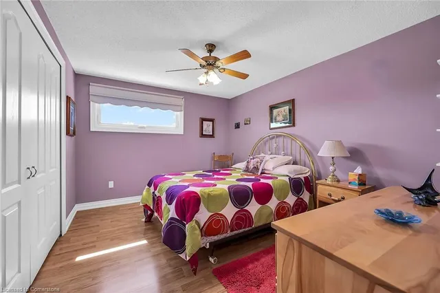 Additional property image - 2 Sparrow Crt