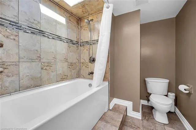 Additional property image - 2 Sparrow Crt