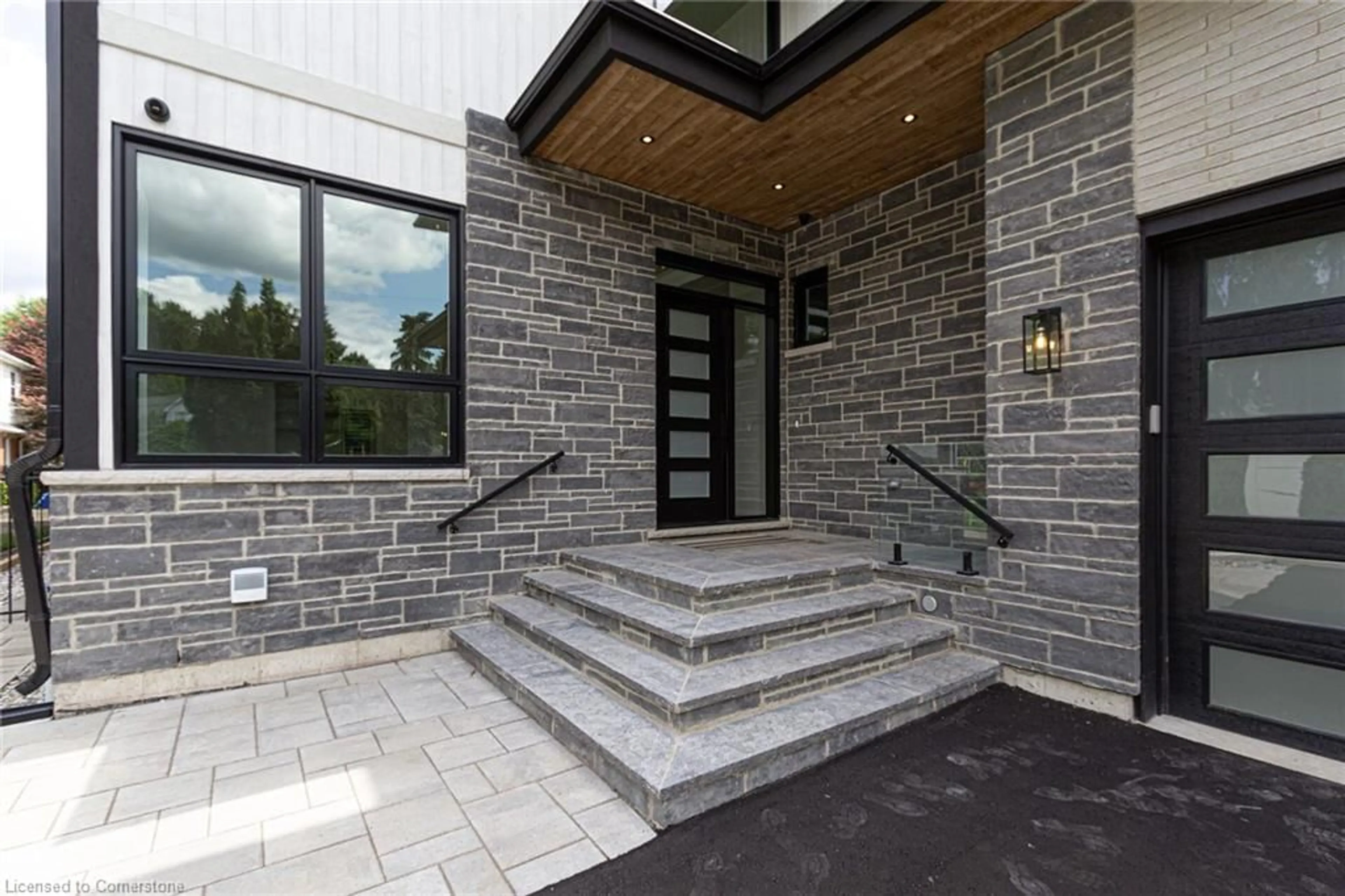 Unknown for 312 North Shore Blvd, Burlington Ontario L7T 1A4