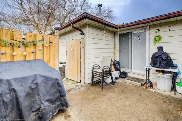 Additional property image - 66 Harvest Crt