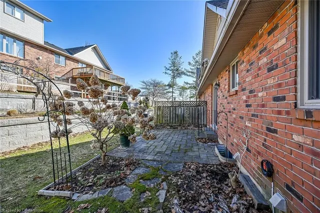 Additional property image - 88 Pirie Dr Unit 3