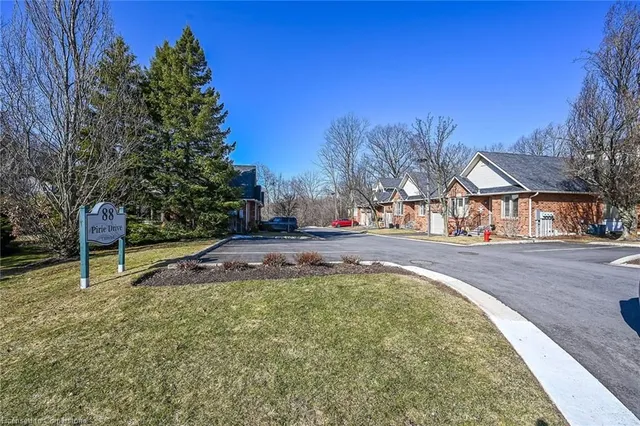 Additional property image - 88 Pirie Dr Unit 3