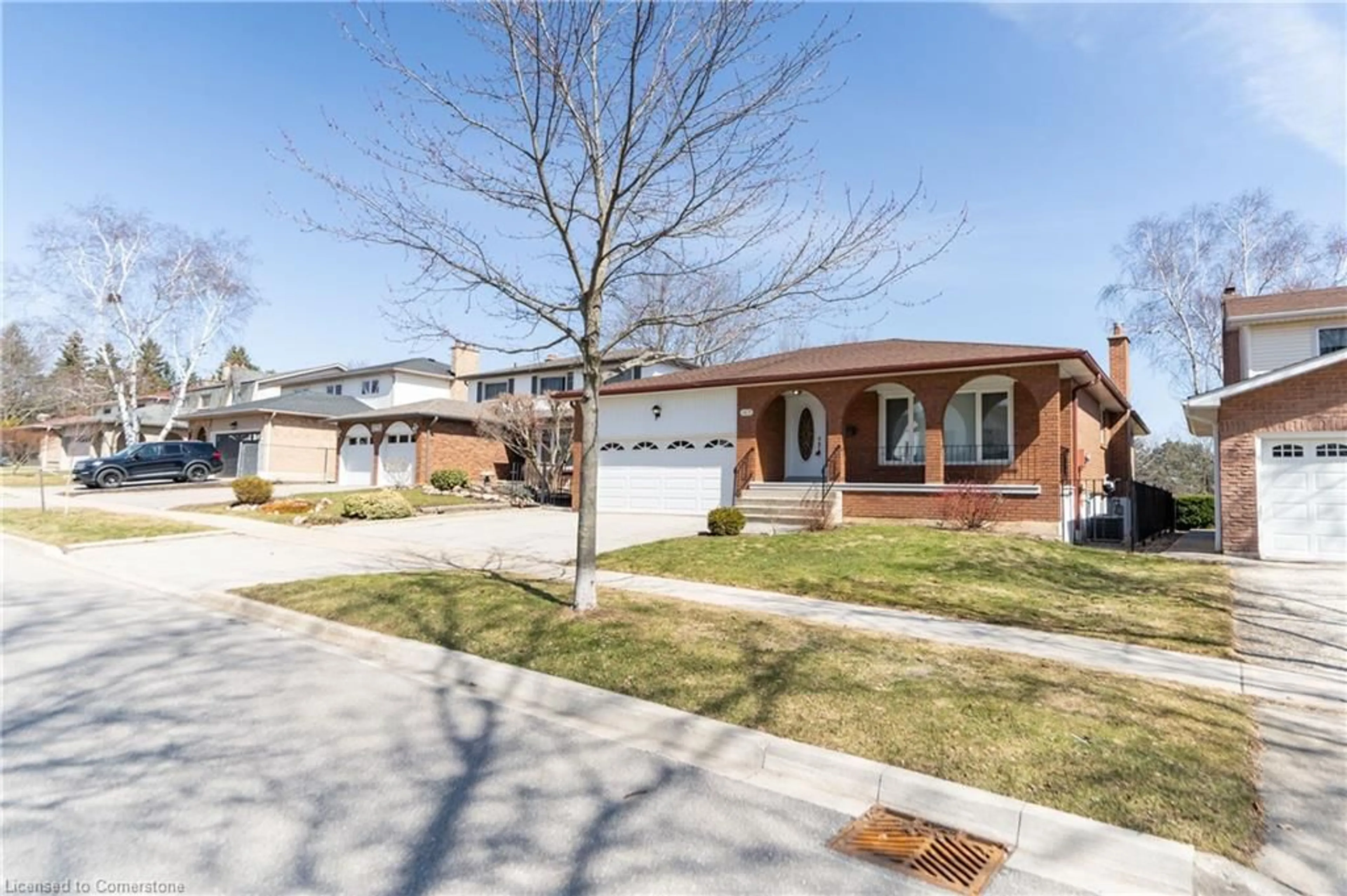 Home with brick exterior material, street for 2459 Sinclair Cir, Burlington Ontario L7P 3K9