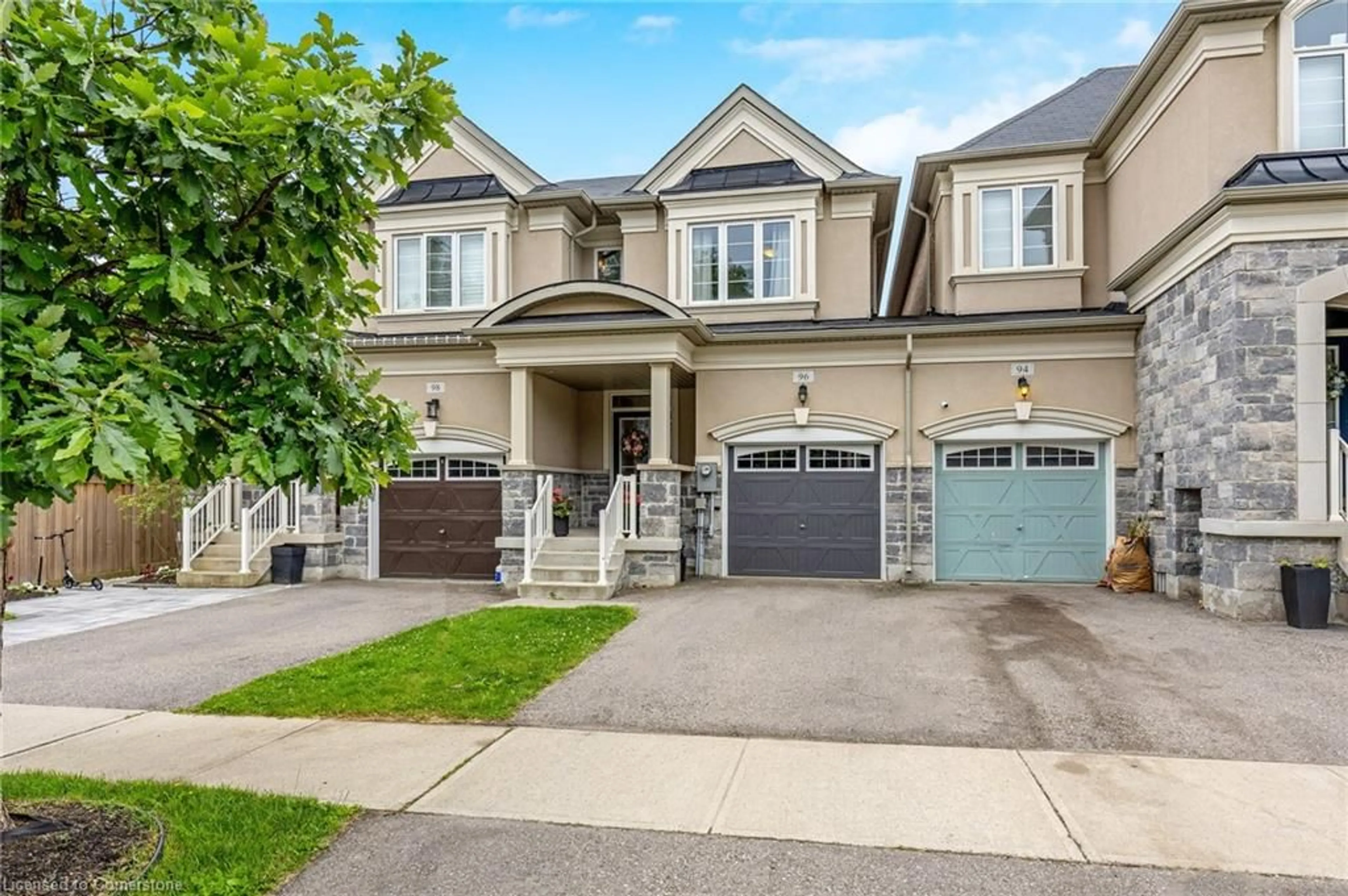 Home with brick exterior material, street for 96 Upper Canada Court Crt, Georgetown Ontario L7G 0L2
