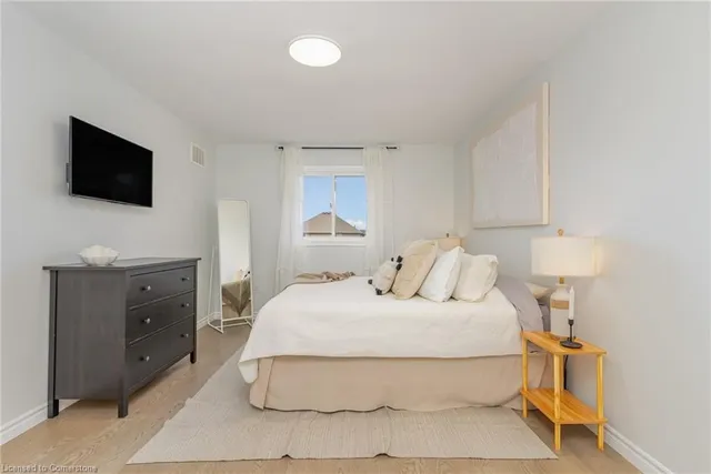 Additional property image - 96 Stoneglen Way