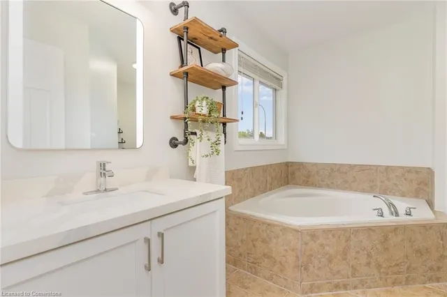 Additional property image - 96 Stoneglen Way