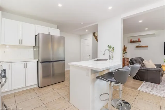 Additional property image - 96 Stoneglen Way