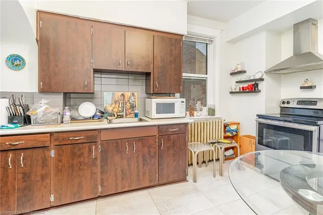 Additional property image - 74 Kenilworth Ave