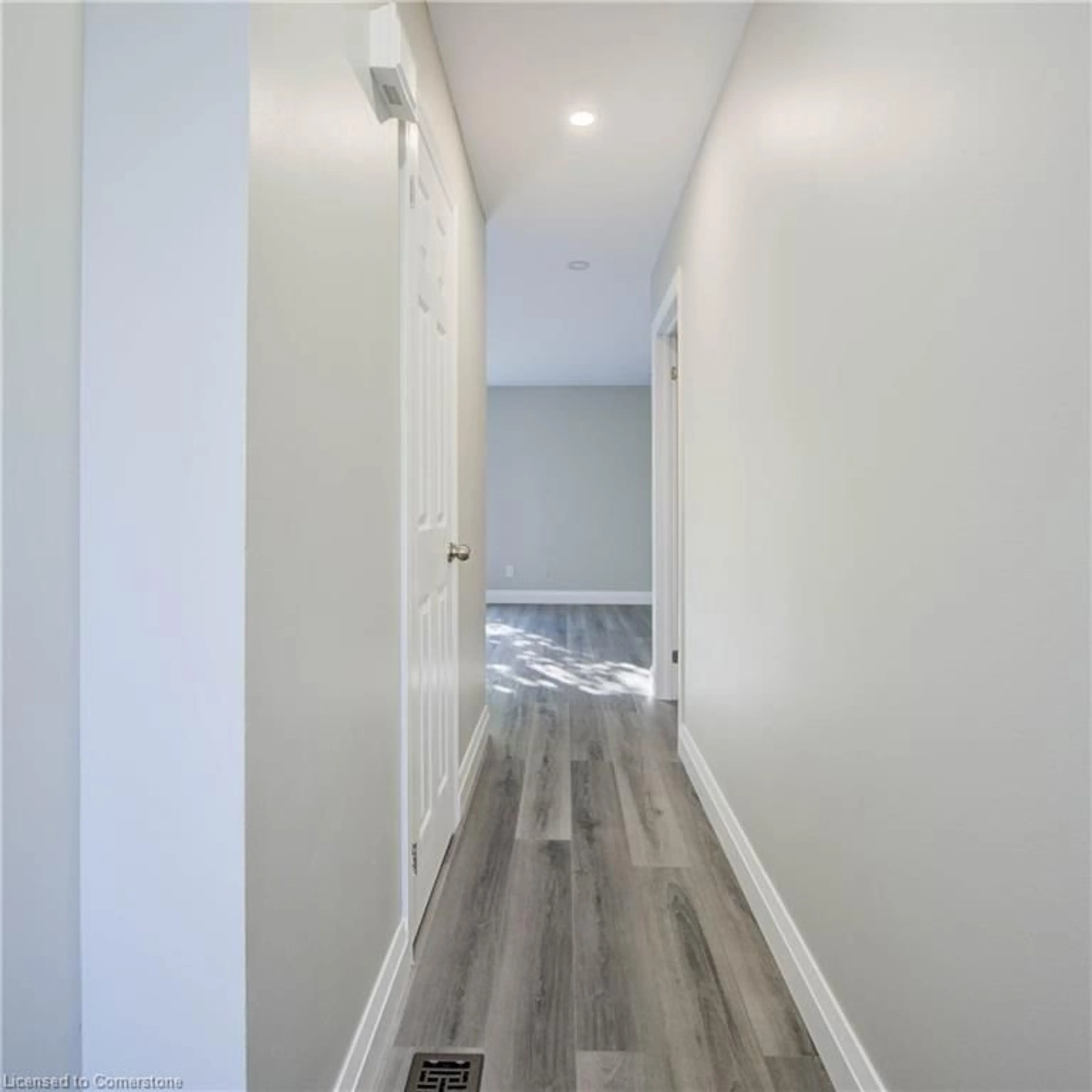 Indoor entryway for 135 Chalmers St #35, Cambridge Ontario N1R 6M2