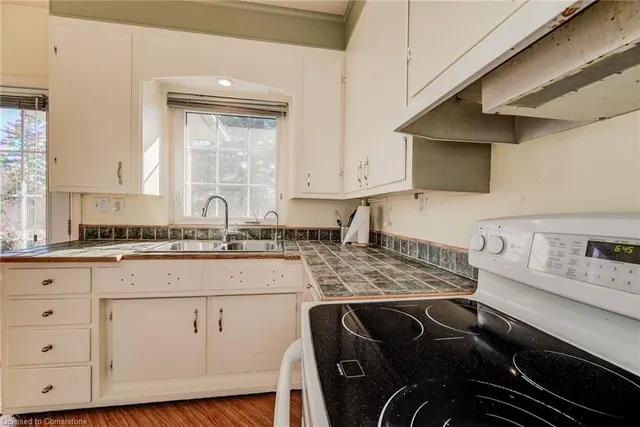 Additional property image - 326 Edwin St