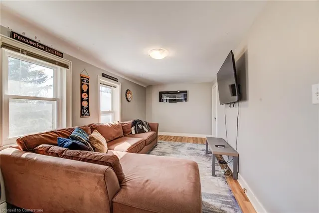 Additional property image - 326 Edwin St