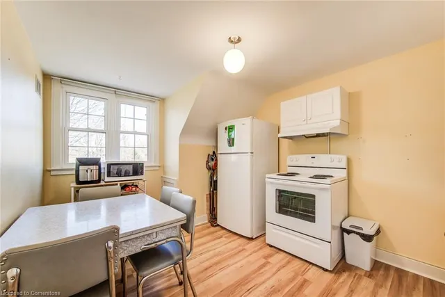Additional property image - 326 Edwin St