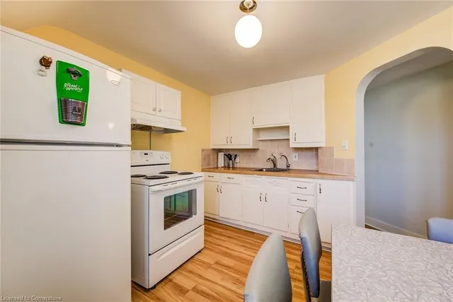 Additional property image - 326 Edwin St