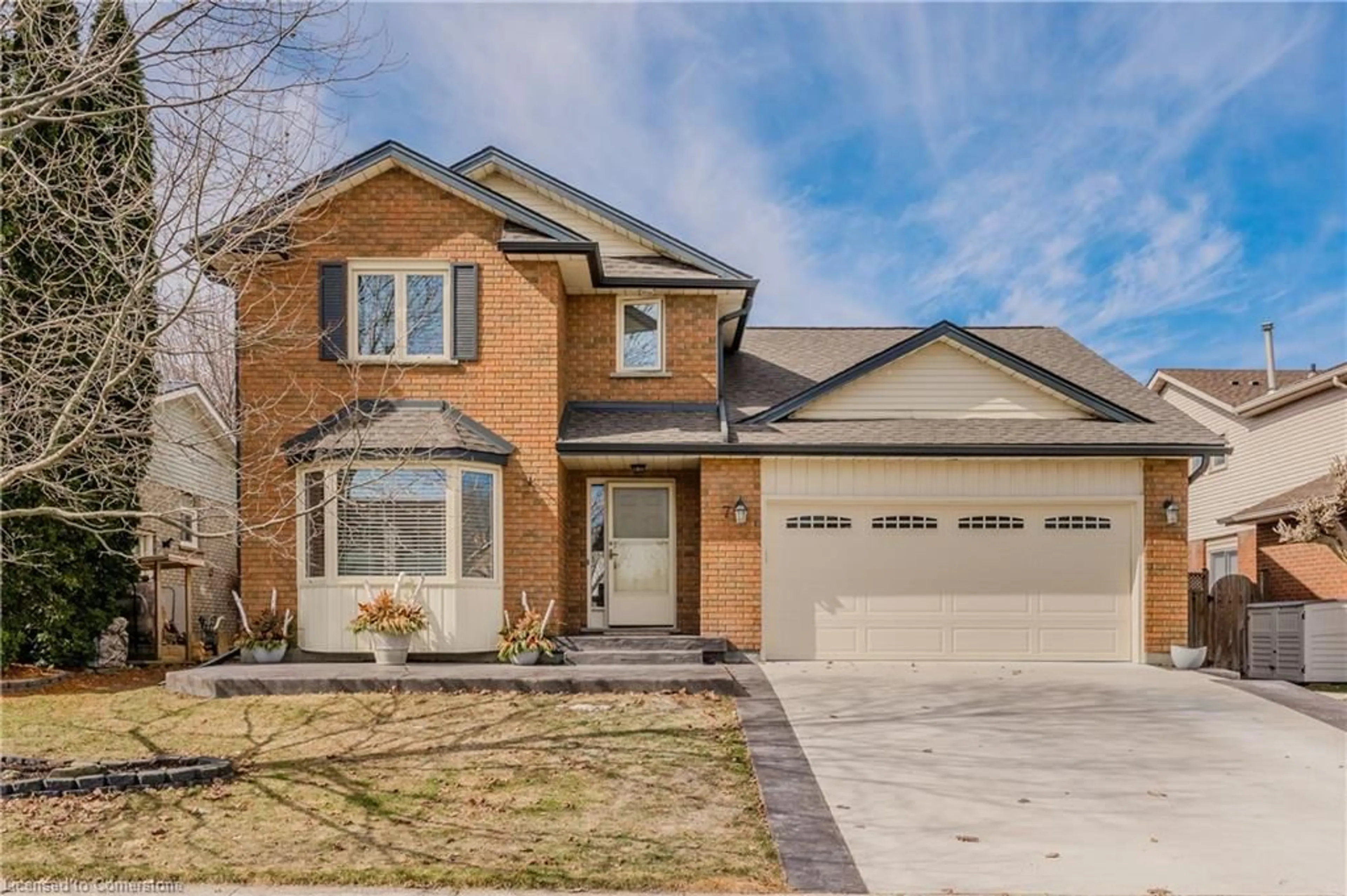 Home with brick exterior material, street for 7 Alona Ave, Cambridge Ontario N3C 3Y5