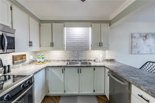 Additional property image - 270 Morrison Rd Unit 1B