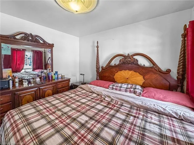 Additional property image - 55 Connaught Ave