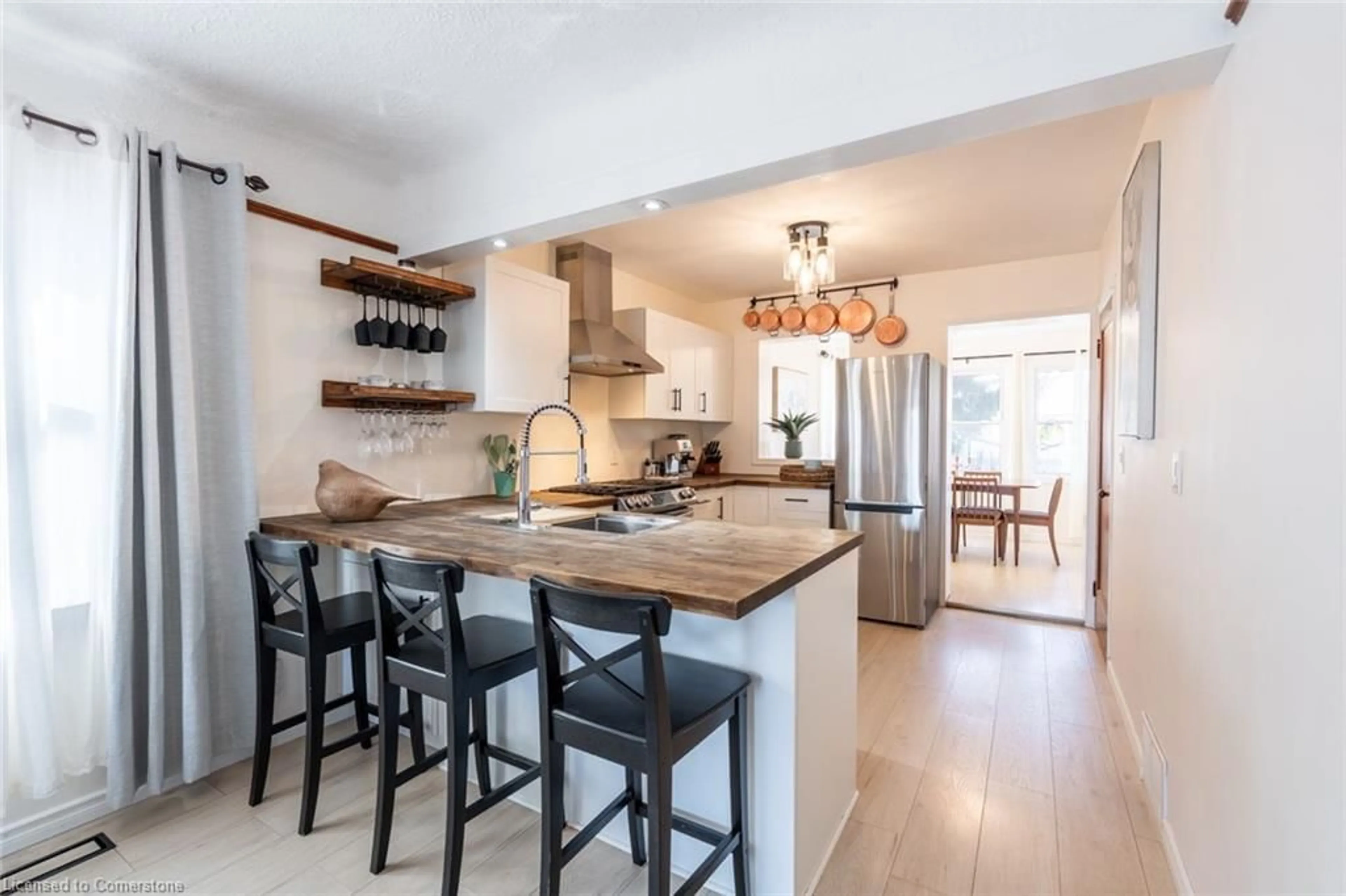 Open concept kitchen, ceramic/tile floor for 45 Barons Ave, Hamilton Ontario L8H 5A3