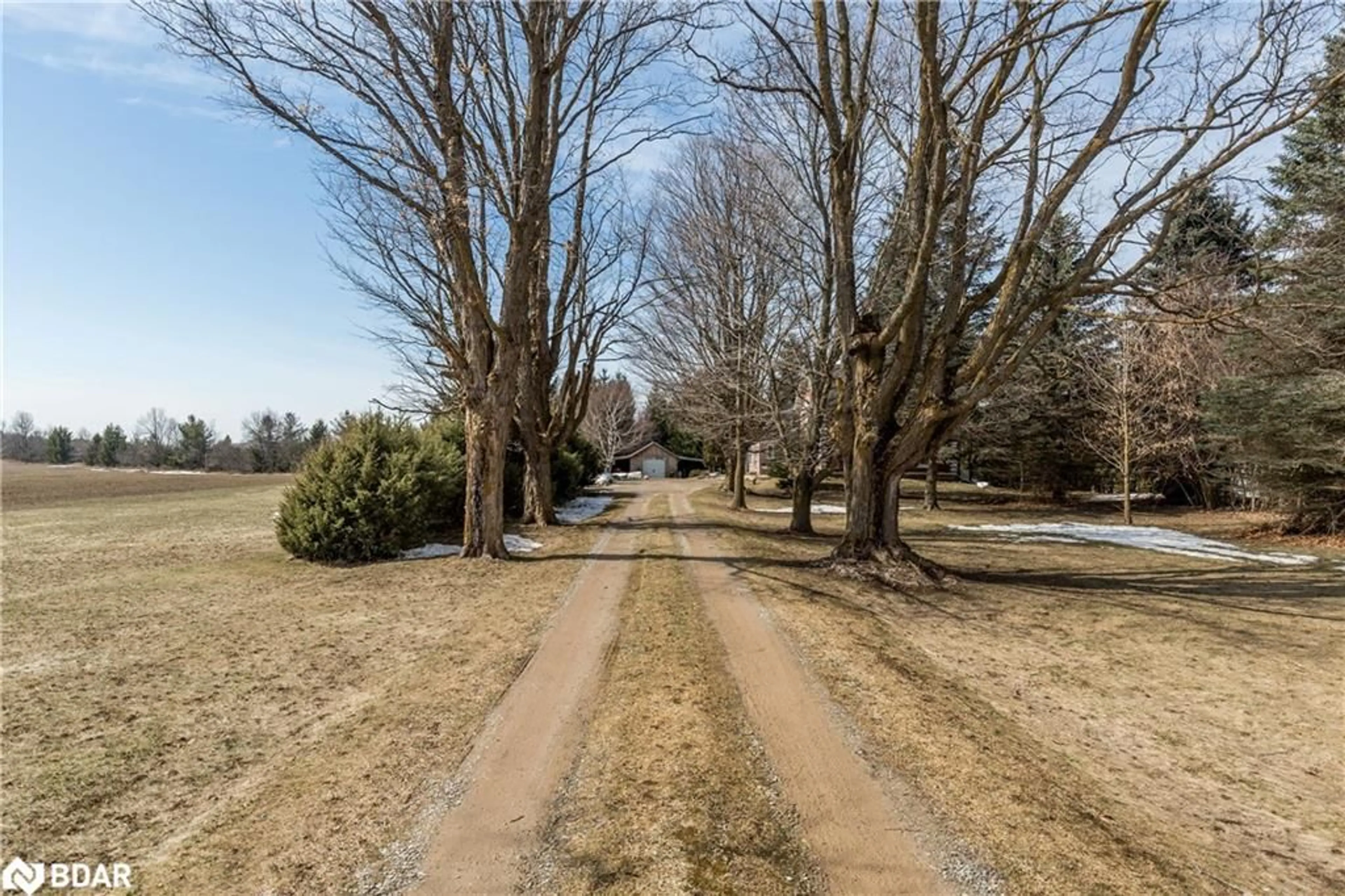 A pic from outside/outdoor area/front of a property/back of a property/a pic from drone, street for 557472 Mulmur Melancthon Townline Tline, Dufferin Ontario L9V 1W8