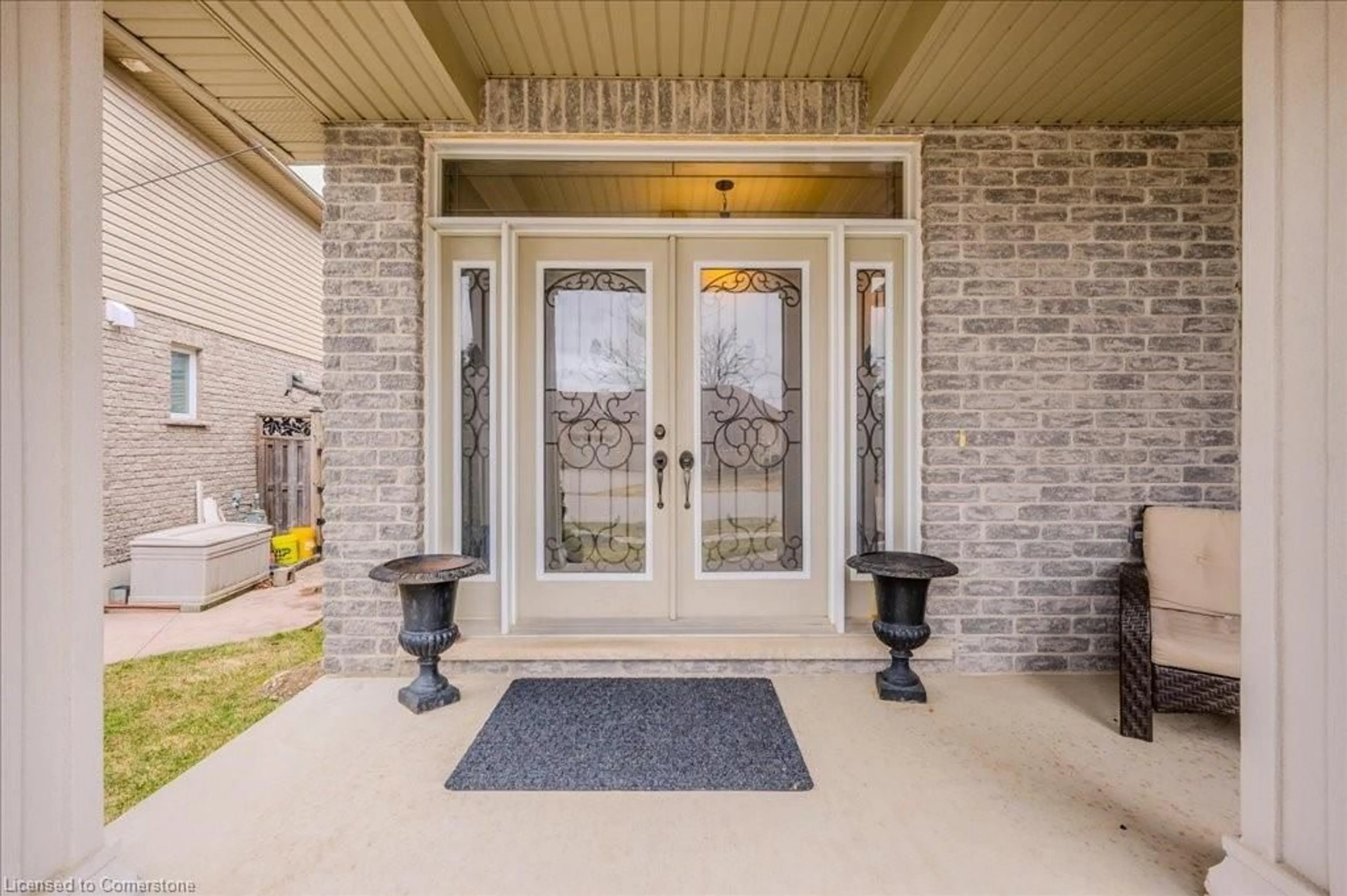 Indoor entryway for 779 Anzio Rd, Woodstock Ontario N4T 0B5