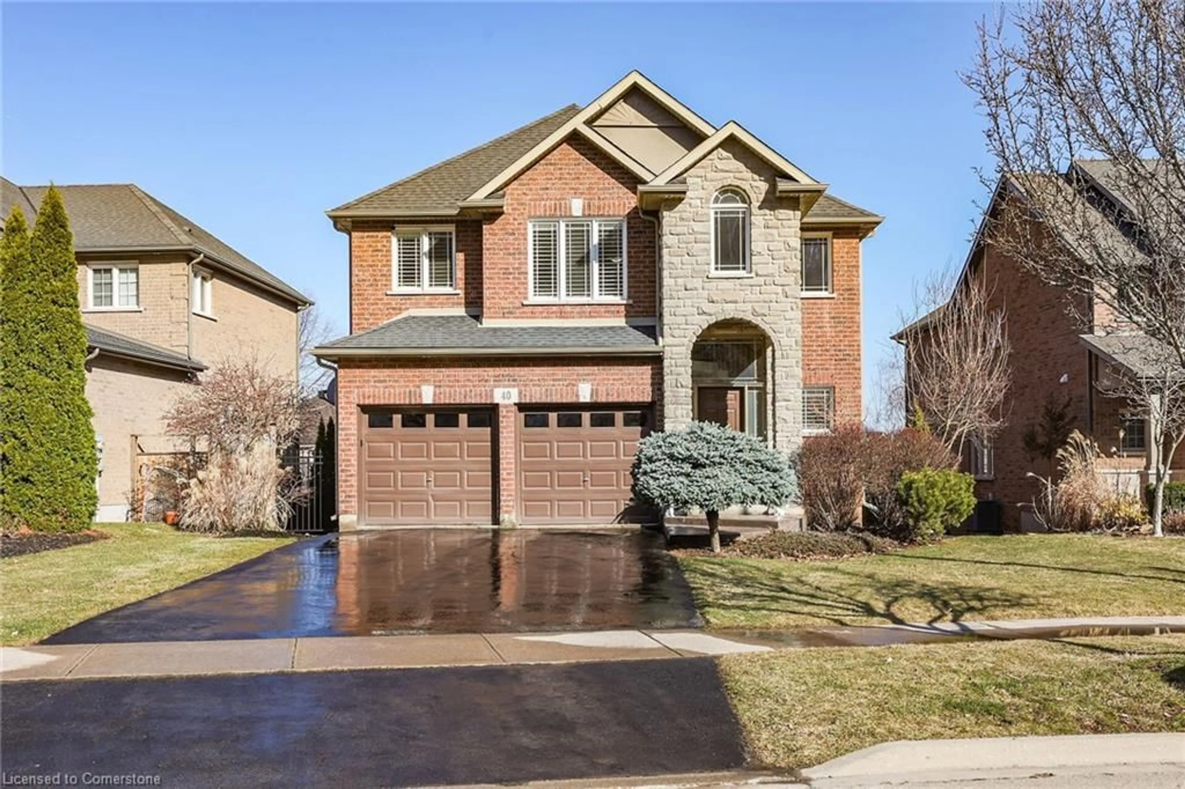 Home with brick exterior material, street for 40 Bell Ave, Grimsby Ontario L3M 5S9