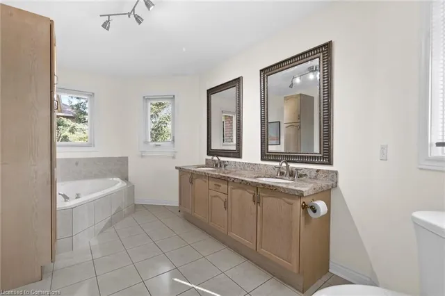 Additional property image - 1074 Bradbury Chase