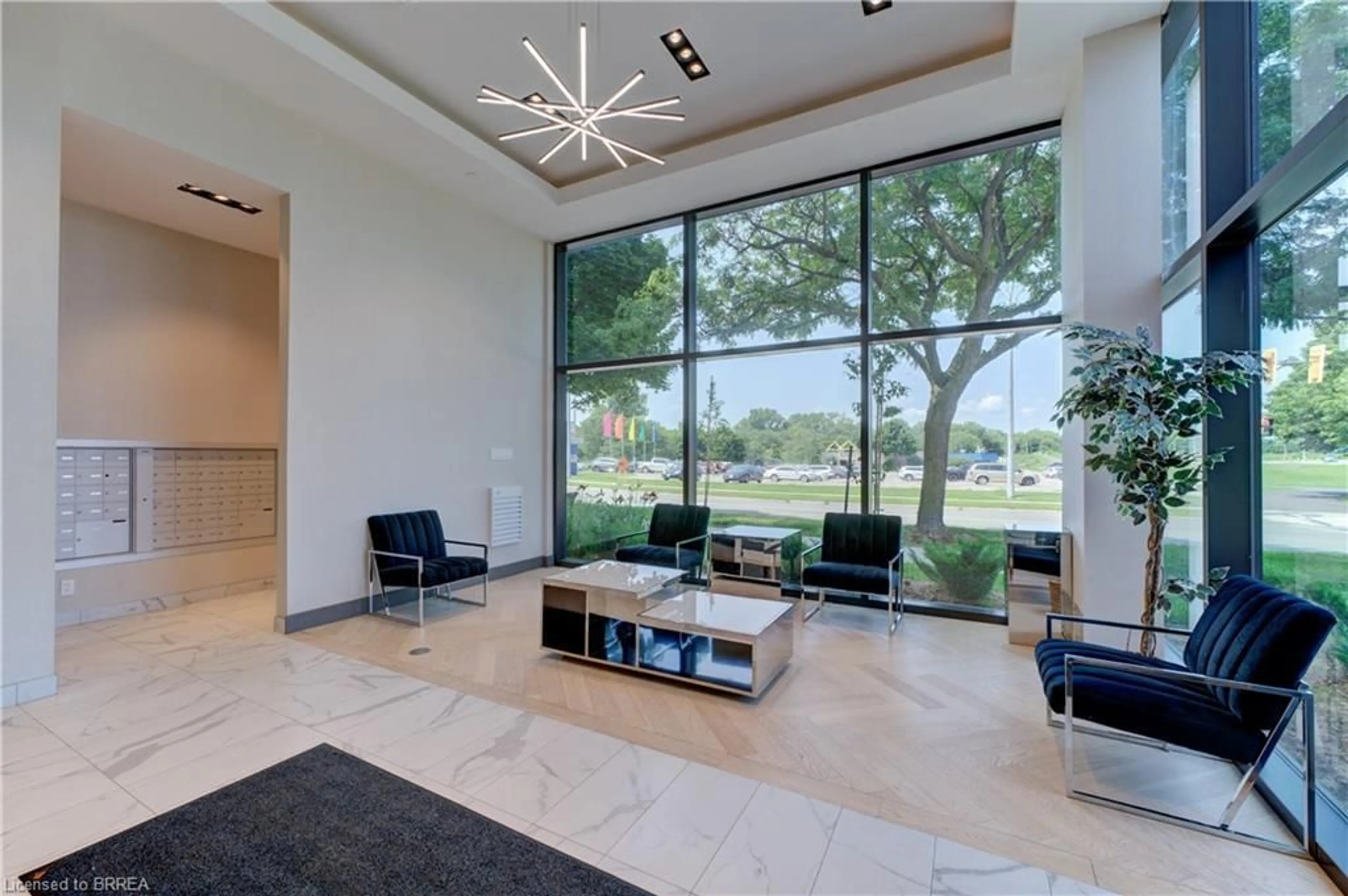 Unknown for 7 Erie Ave #206, Brantford Ontario N3S 0K5