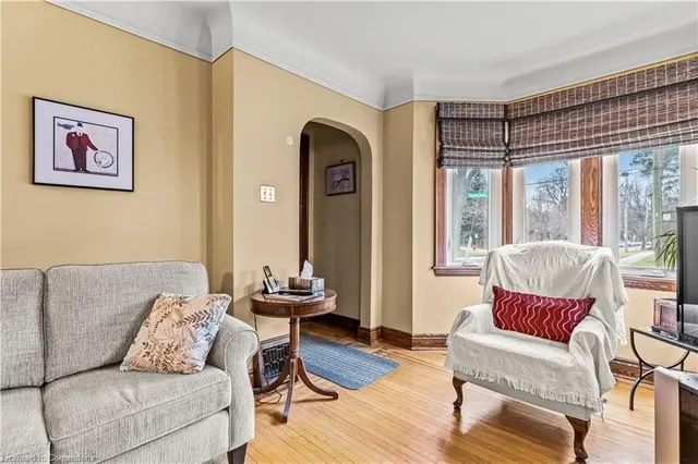 Additional property image - 272 Cumberland Ave