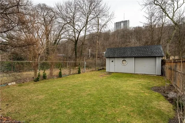 Additional property image - 272 Cumberland Ave