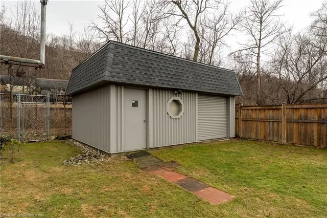Additional property image - 272 Cumberland Ave