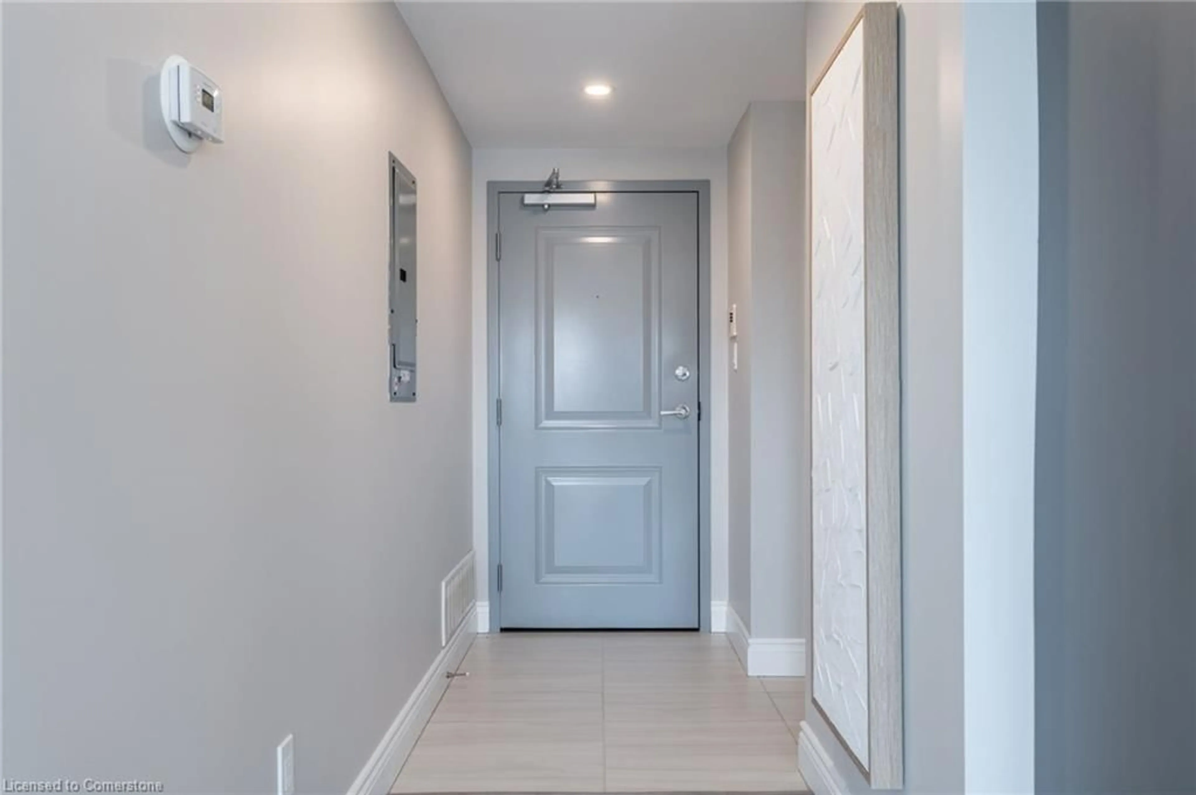 Indoor entryway for 65 Haddington St #306, Caledonia Ontario N3W 2H2