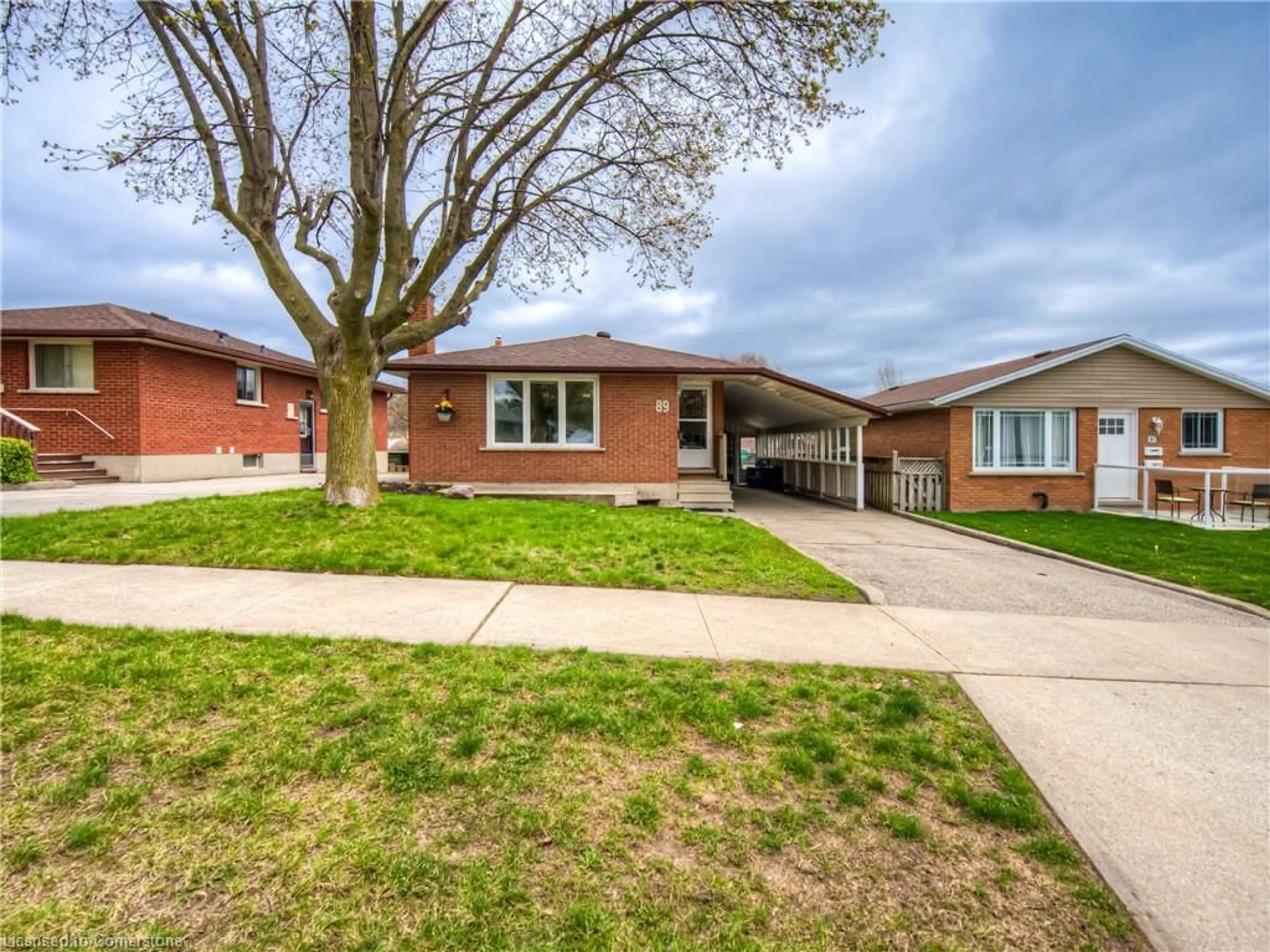 Home with brick exterior material, street for 89 Lowrey Ave, Cambridge Ontario N1R 4Z7