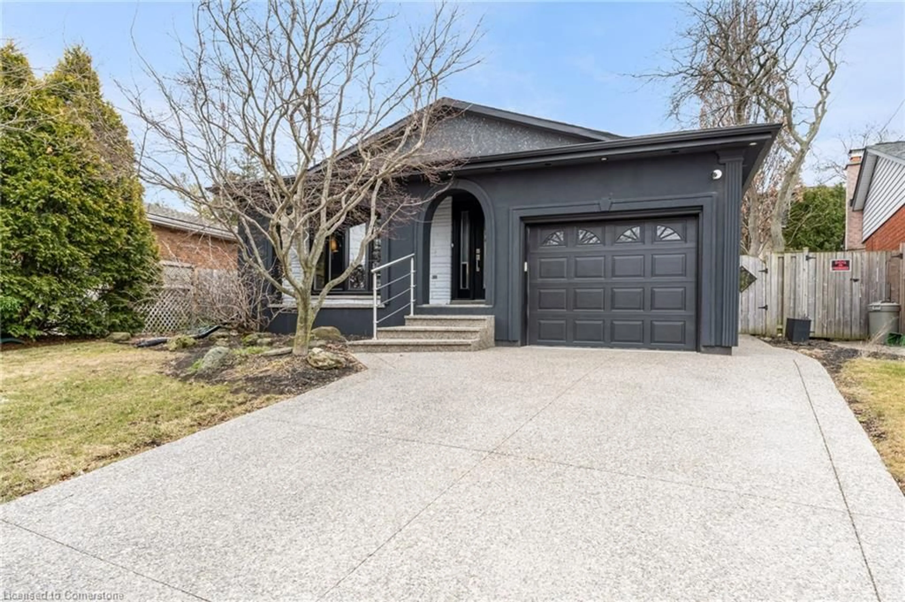 Home with brick exterior material, street for 19 Minstrel Crt, Hamilton Ontario L9C 5T3