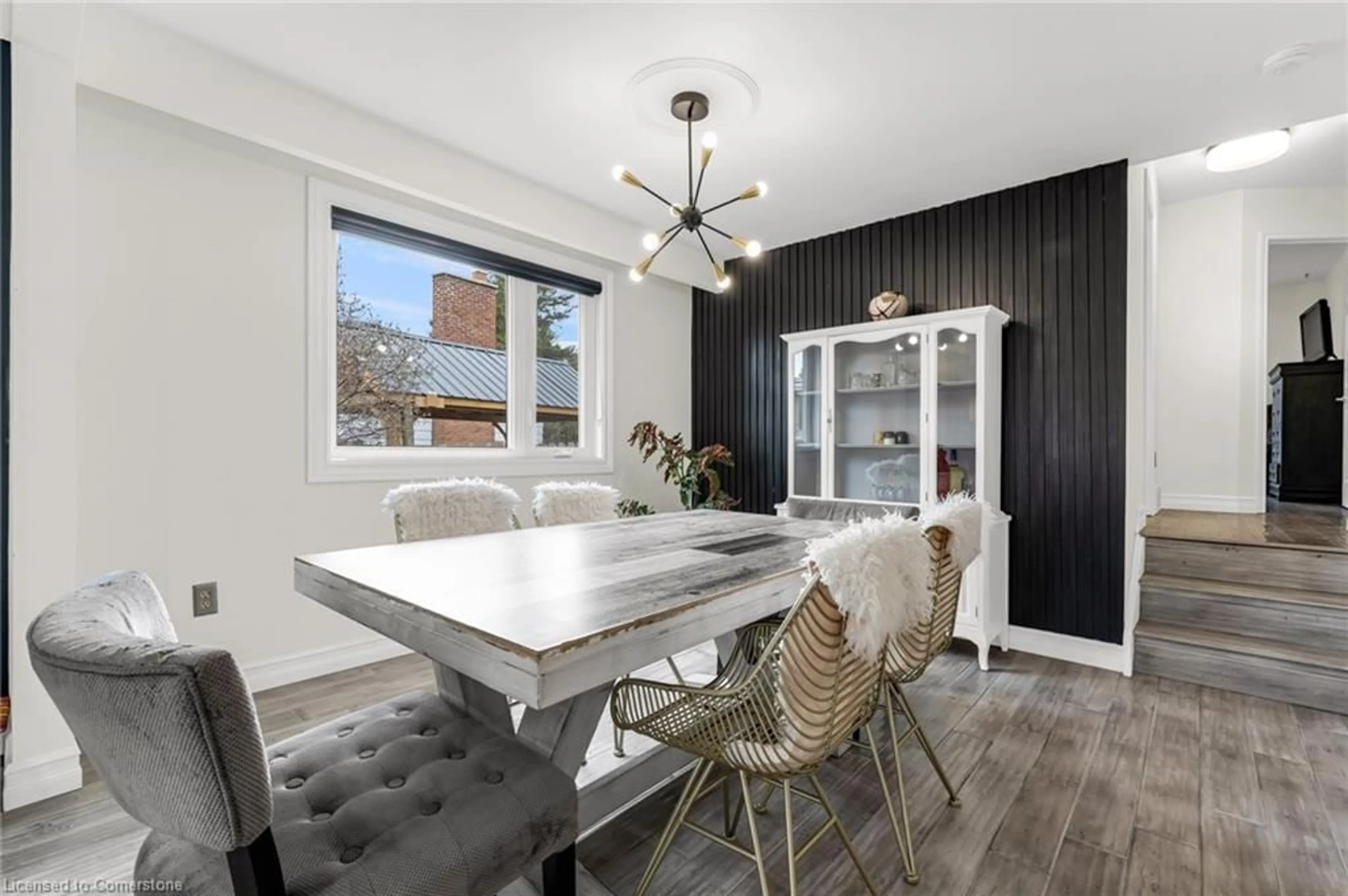 Dining room, unknown for 19 Minstrel Crt, Hamilton Ontario L9C 5T3