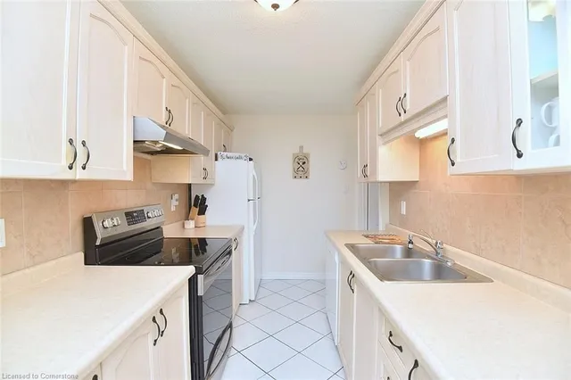 Additional property image - 893 Concession St Unit 303