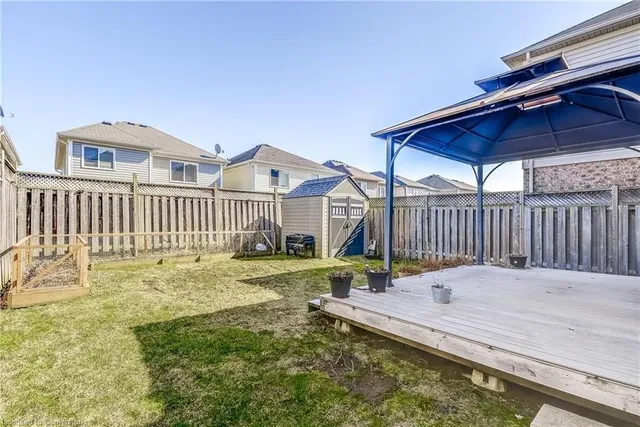 Primary image of 83 Powell Dr