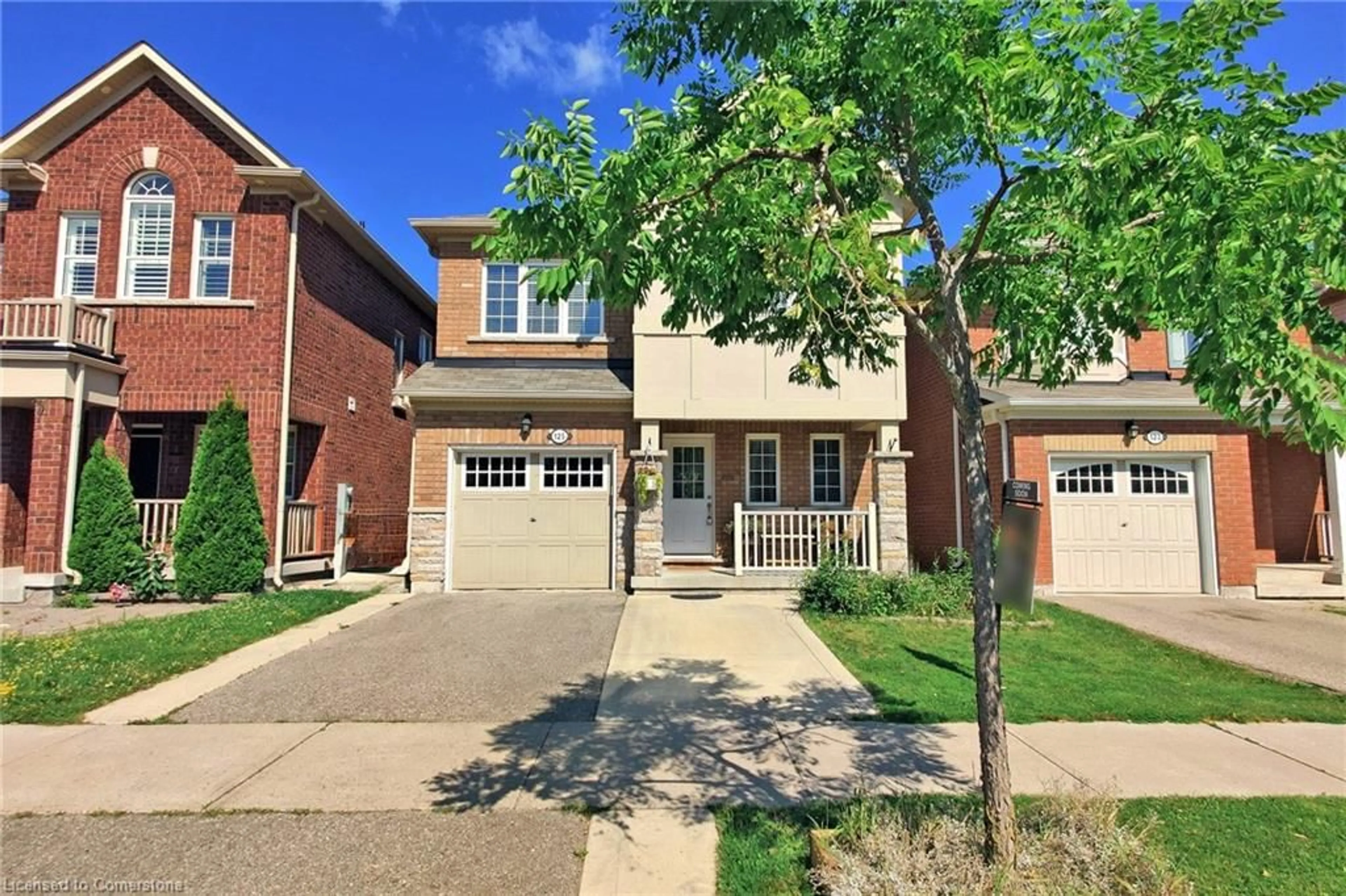 Home with brick exterior material, street for 125 Vanhorne Close, Brampton Ontario L7A 4E9