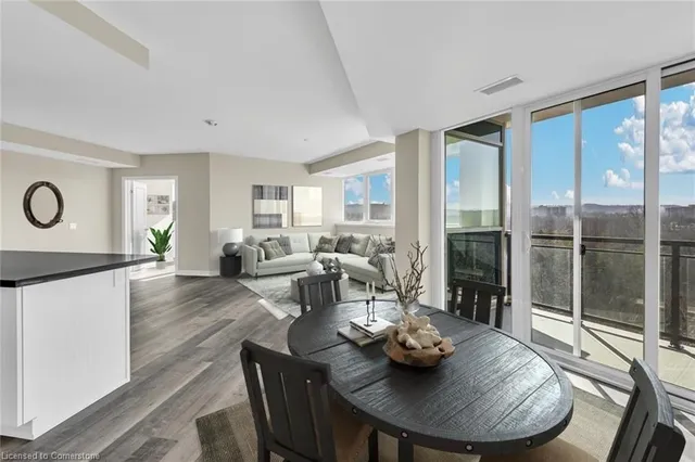 Additional property image - 2750 King St Unit 706