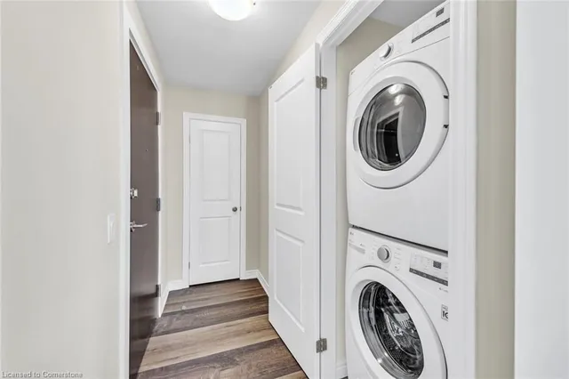 Additional property image - 2750 King St Unit 706