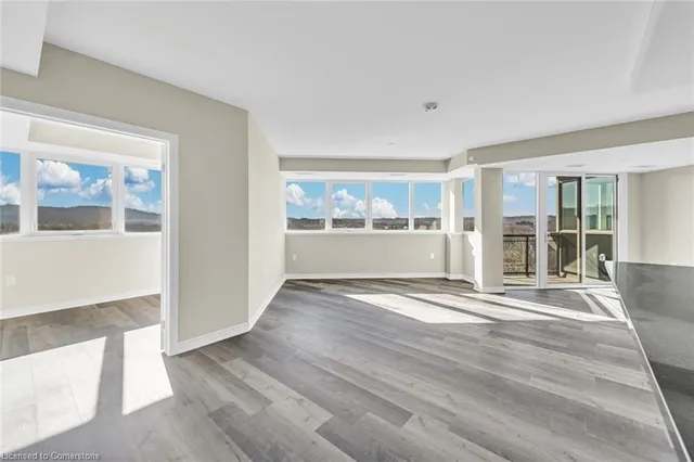 Additional property image - 2750 King St Unit 706