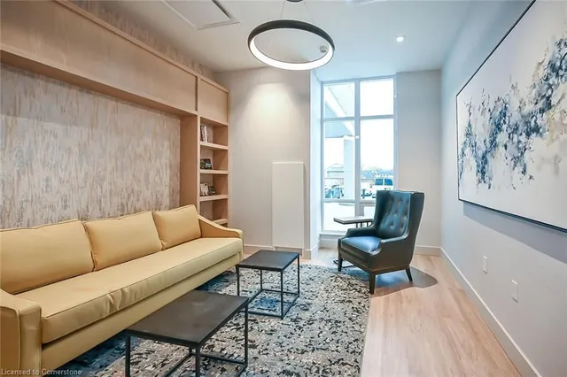 Additional property image - 2750 King St Unit 706