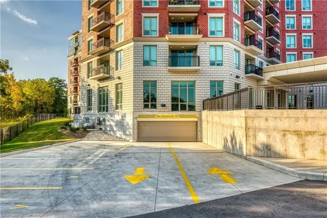 Additional property image - 2750 King St Unit 706
