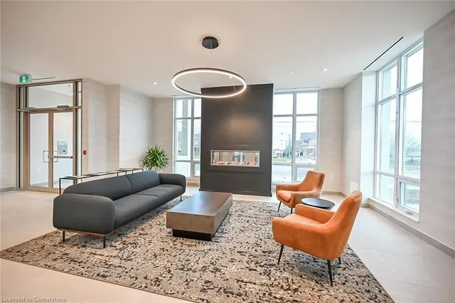 Additional property image - 2750 King St Unit 706