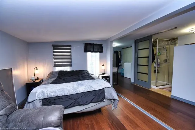 Additional property image - 47 Short Pky