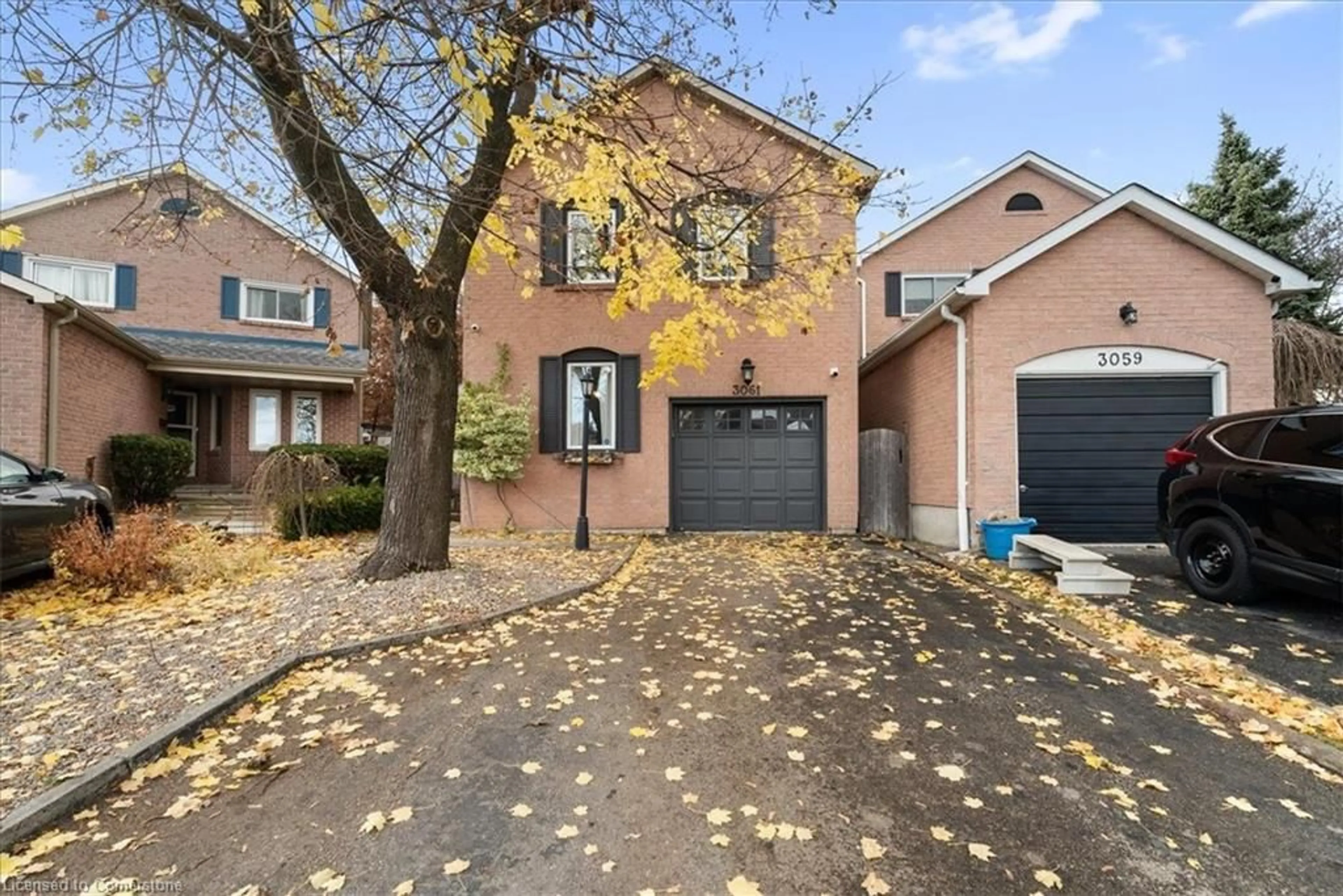 Home with brick exterior material, street for 3061 Ilomar Crt, Meadowvale Ontario L5N 5B6