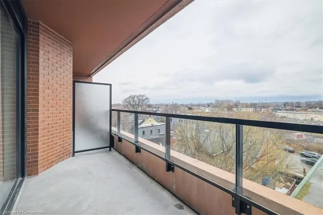 Additional property image - 2720 Dundas St Unit 515